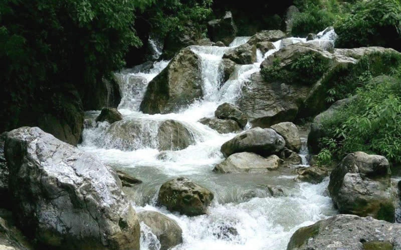 Shikhar Fall